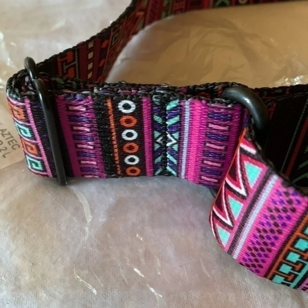 Nwt, Beautiful Dog Collar Tribal Aztec Martin, Multi Color. Size Large